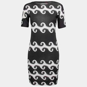 DIANE VON FURSTENBERG Black & White Wave Print 100% Silk Pencil Dress. Size 6